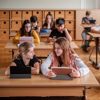eduWERK_Schüler-mit-iPads